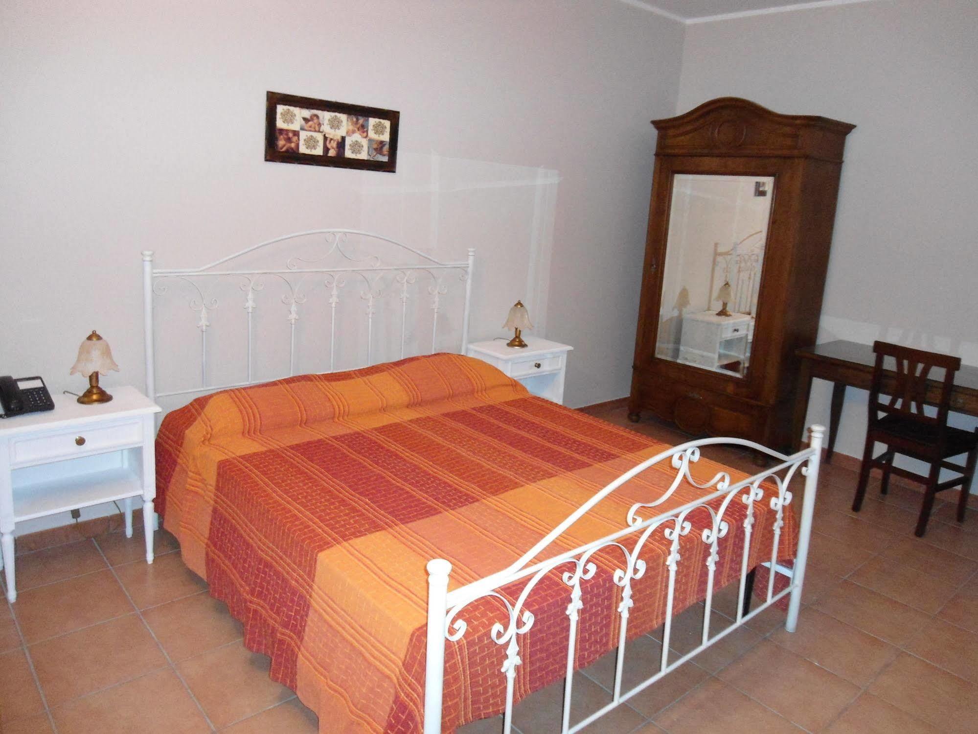 Tenuta Pigliano Hotel Bagnolo del Salento Exterior photo